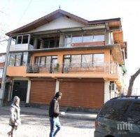 ЦИГАНСКА НАГЛОСТ: Застроиха незаконно чужди частни имоти в Пловдив