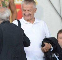 Собственикът на Локо Пловдив пак култов - скочи срещу 