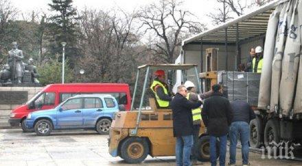 пловдив докараха гранита площад централен