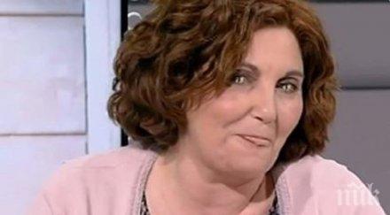 смразяващо видео анализаторка примигна змия изплези език водещата опули уфолози разобличават рептилите завладяли земята