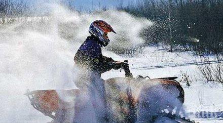 пращат генератора екипи снегоходки затрупаните снега родопите
