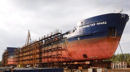 уникално удължиха кораб док бургас снимки
