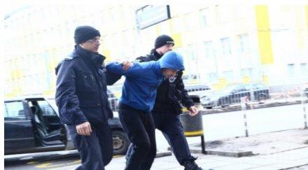 разкрития синът легендарния крадец джиджи един натръшканите бандити математическата гимназия