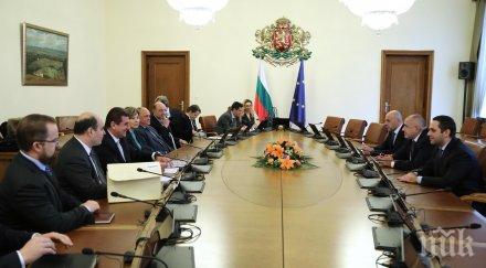 първо пик разбраха босовете петролната газовата асоциация борисов отложения закон обновена снимки