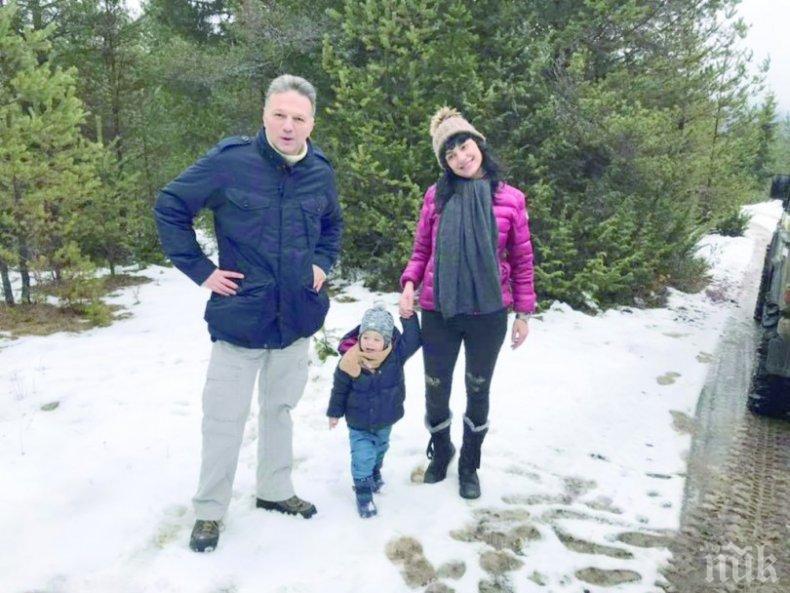 САМО В ПИК И РЕТРО: Ники Дойнов чака второ бебе