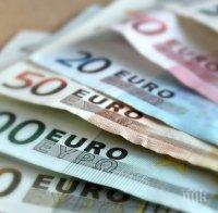 Гърция вдигна минималната заплата на 780 евро