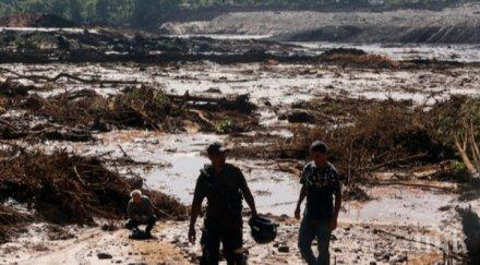 продължават спасителните операции бразилия