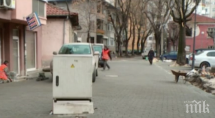 уникално електрическо табло изникна средата улица