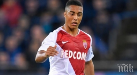 любопитно дерби барса ман юнайтед трансферния пазар