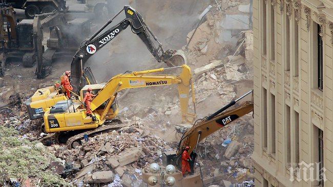 ТРАГЕДИЯ: 40 загинаха, 300 души изчезнаха след срутване на язовирна стена