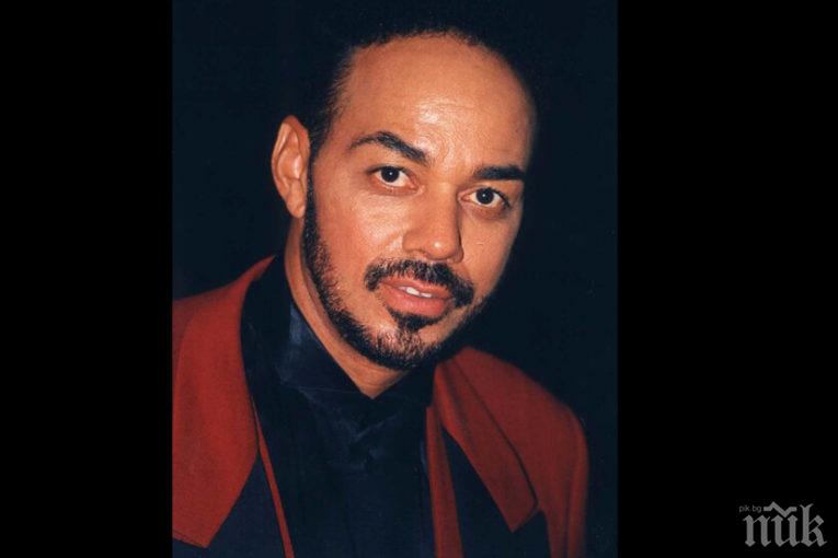 Почина двукратен носител на Грами