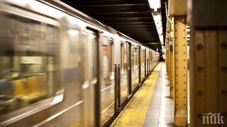 Млада майка загина нелепо в метрото на Ню Йорк (ВИДЕО)