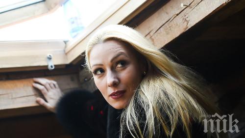 ЗАД ЗАВЕСИТЕ: Д-р Хинова от „Откраднат живот” крие гадже от години