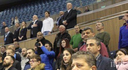 кралев ликува победен мач футзал