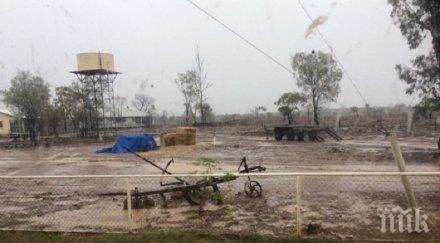 наводнения рекордни валежи австралийския щат куинсланд