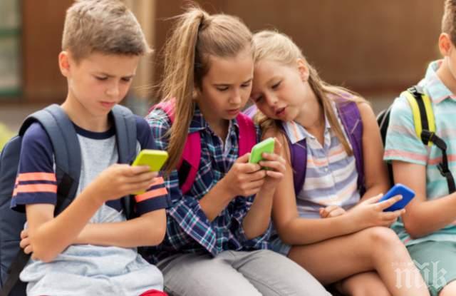 Нова опасност от смартфоните дебне децата - ето каква е тя
