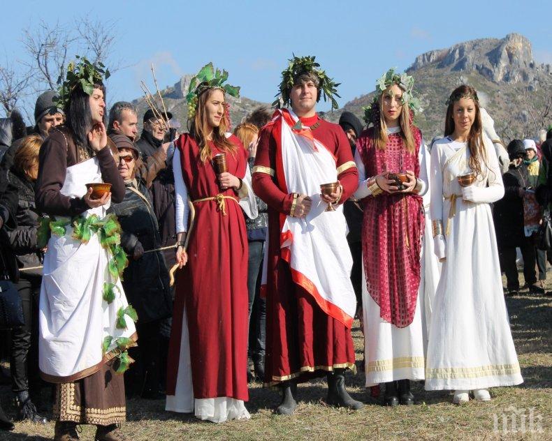Боговете на виното зарязаха лозята в село Илинденци