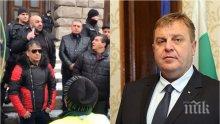 ПЪРВО В ПИК: Вицепремиерът Каракачанов с ясни точки как да се справим с несоциализираните цигани