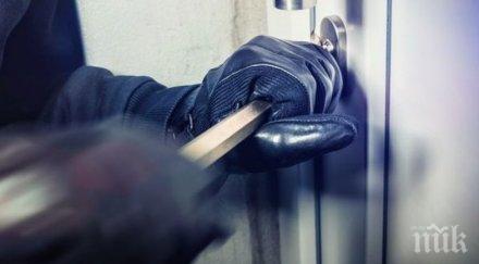 Осъдиха апаш, разбил касата на къща за гости и задигнал 77 000 лева