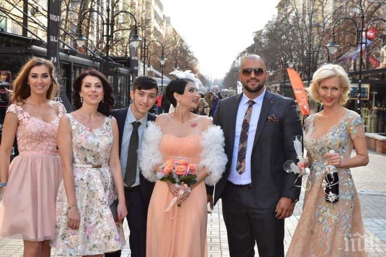 Софка на кръчма до зори преди да се омъжи за Гринго (СНИМКИ)