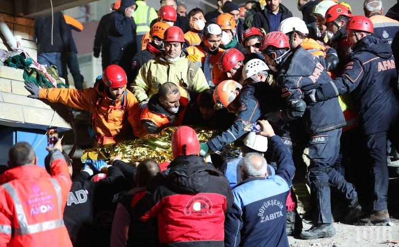 ЧУДО: Спасиха дете от рухналия блок в Истанбул