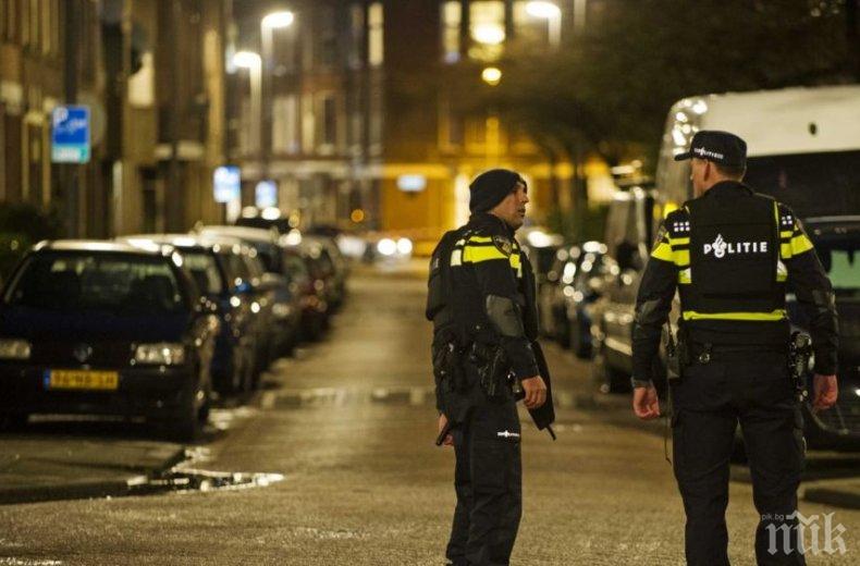 Полицаи застреляха мъж на уличка зад централната банка в Амстердам