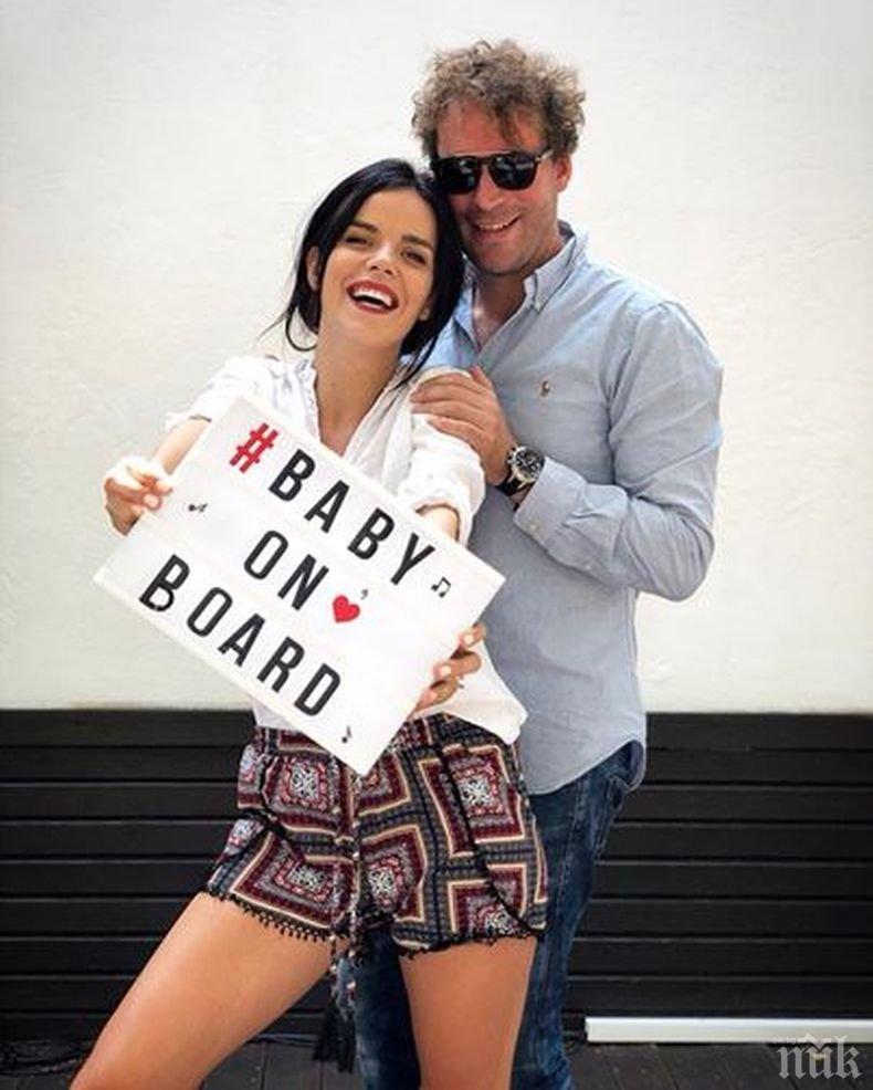 Мона Гочева показа сина си Никола - актрисата свали 12 кила за три седмици (СНИМКА)