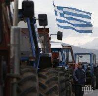 Блокадите по пътищата в Гърция се сгъстяват