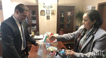 илиан тодоров срещна посланика мароко нпр закия мидауи