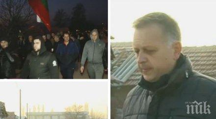 кметът войводиново хората организираха показаха позволят завръщането ромите