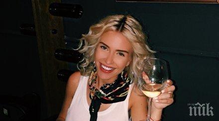 тита включва шоуто имитатири края турнето криско