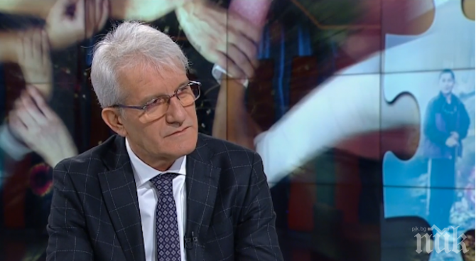 ДПС продължава с ударите по Каракачанов