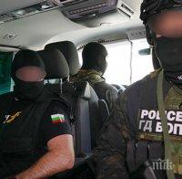 ИЗВЪНРЕДНО: Мащабна акция на ГДБОП и ДАНС тази нощ в Благоевград - задържани са над 10 души