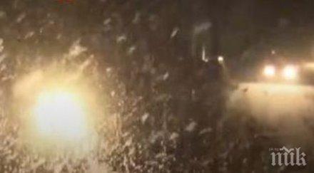 двуметрови преспи шипка машини чистят цяла нощ