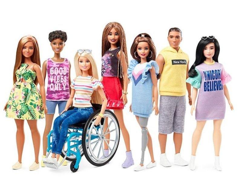Уникално: Новите кукли Барби в инвалидна количка
