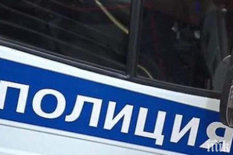 Издирват автоджигит, избягал от полицейска проверка след сблъсък и стрелба