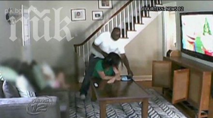 крадец преби жена дома погледа годишната дъщеря видео