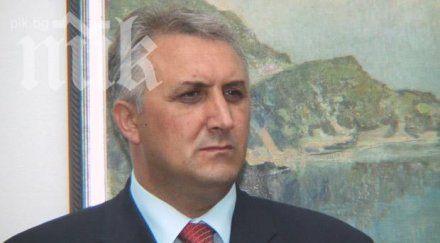 мехмед дикме правителството ахмед доган