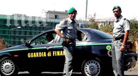 италианската полиция подпука клуба мениджъри пране пари