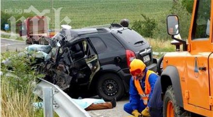 двама загинаха жестока катастрофа пътя русе разград