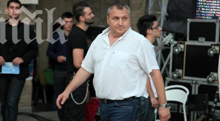 цветанов повлича герб всичко ръцете борисов