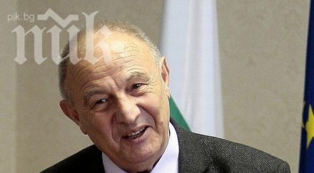 ватиканът одобри кирил топалов посланик