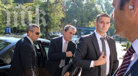 орешарски парламентът работи можем работим