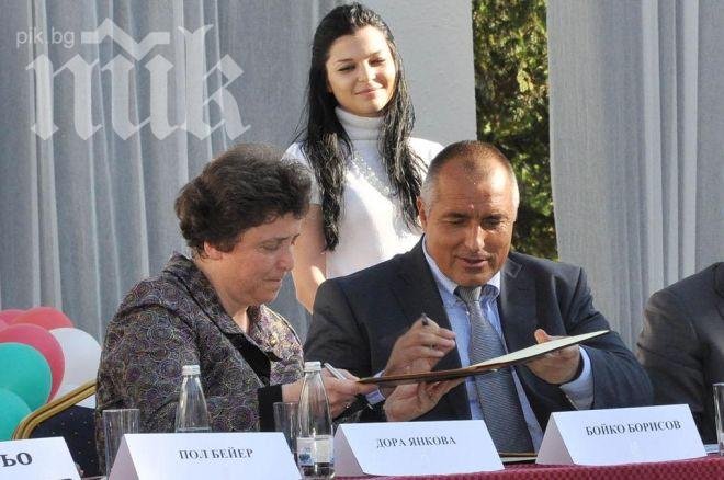 Депутат Дора Янкова пред ПИК: В страната ГЕРБ изобщо ги няма, клечат по кьошетата в София