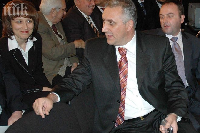 Мехмед Дикме: Доган още управлява България