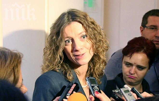 Милена Дамянова: Образователният министър лъже за милиона за Ботев

