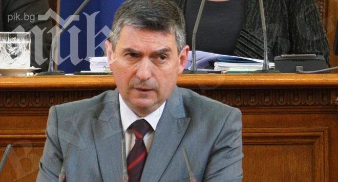 БСП: Целта на протестните кукловоди е водата да е мътна и да сринат България