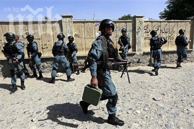 Атакуваха президентския дворец в Кабул