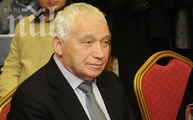 Желю Желев: Изгонете Сидеров от етичната комисия, той е гавра с демокрацията