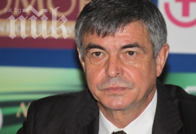 Софиянски: Орешарски да спре напрежението с оставка след година